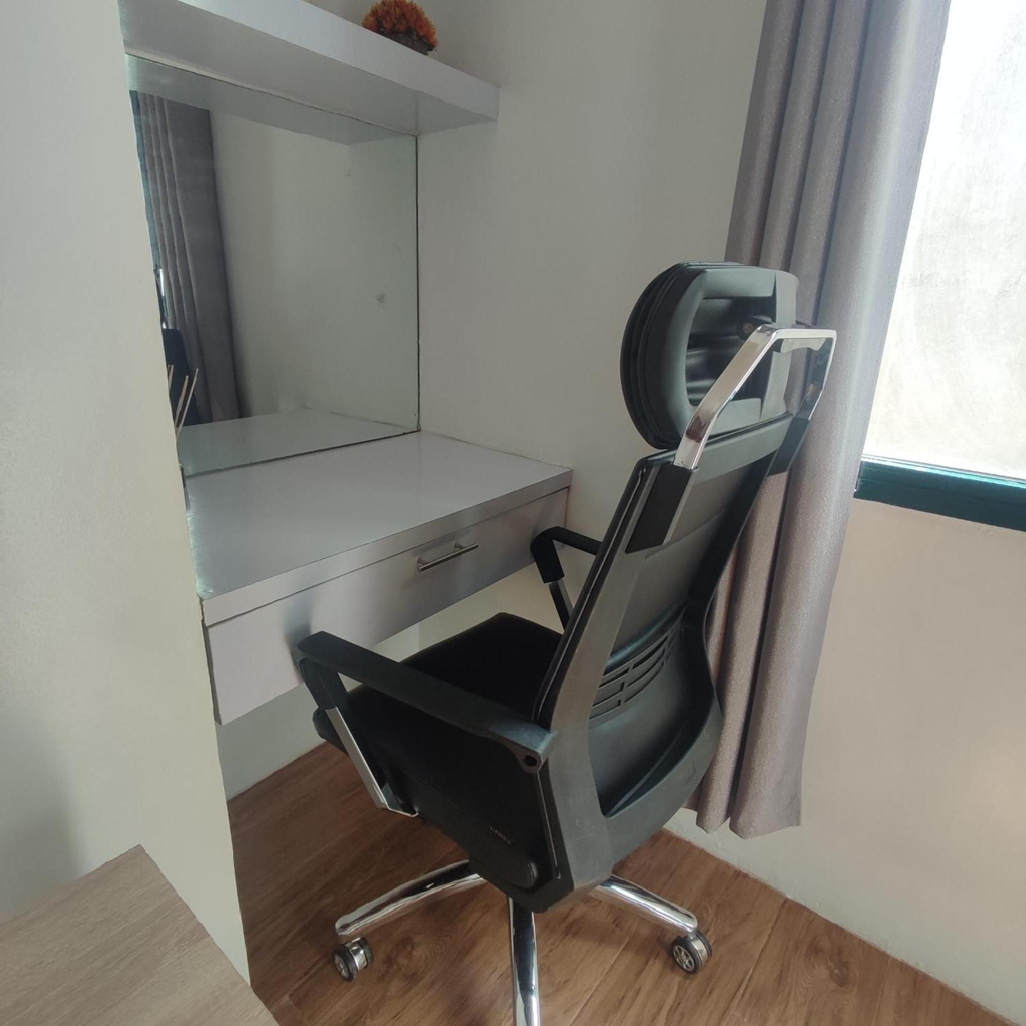 Luxury Spacious 2Br In Salcedo Village Manille Extérieur photo