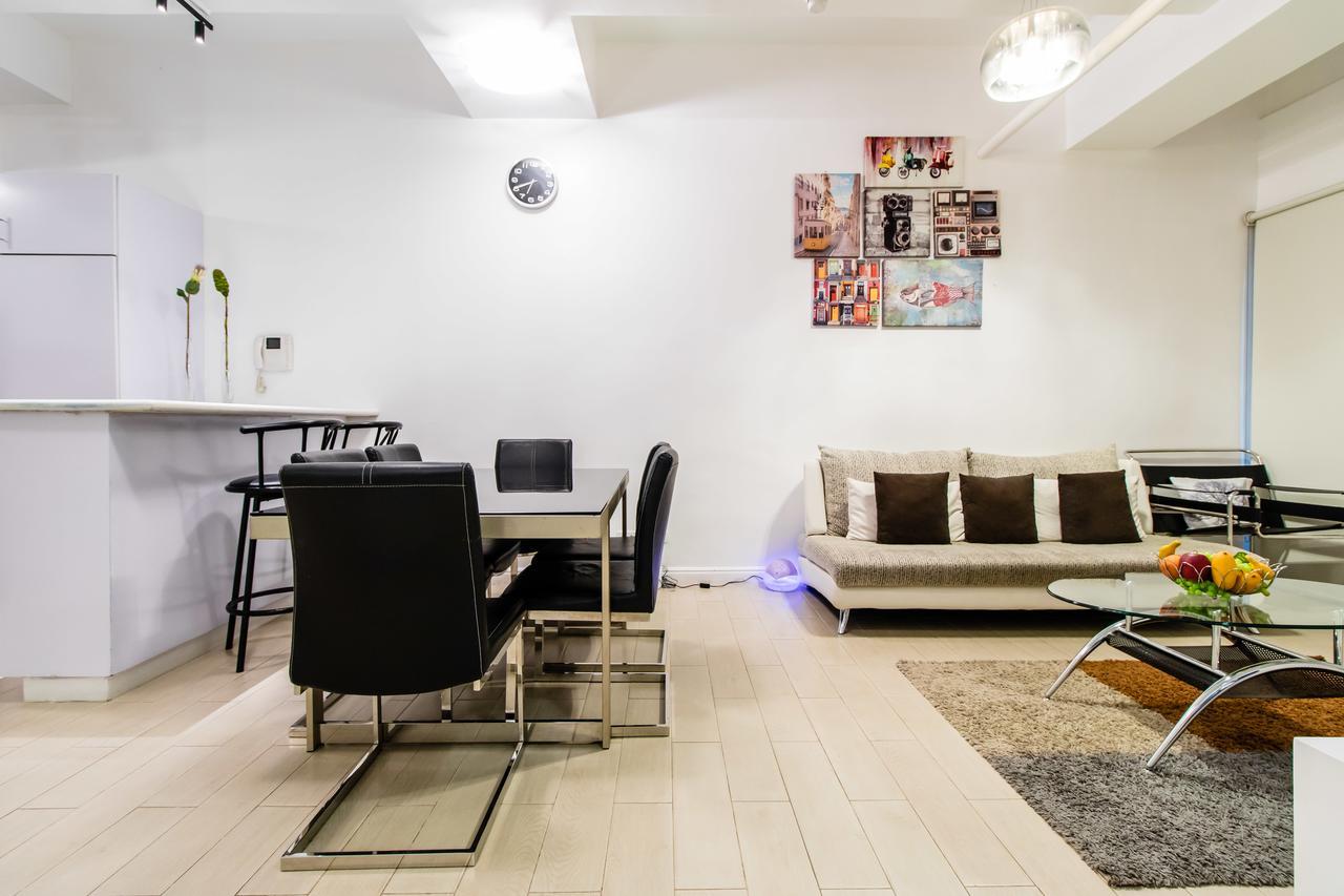 Luxury Spacious 2Br In Salcedo Village Manille Extérieur photo